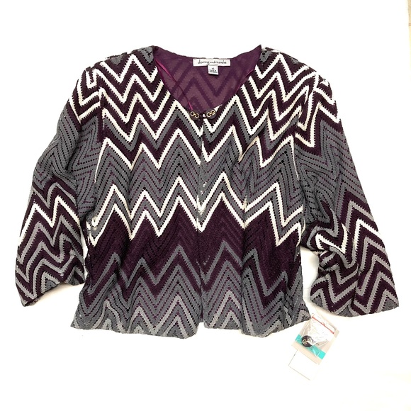 Danny & Nicole Jackets & Blazers - New Danny & Nicole cropped cardigan jacket only